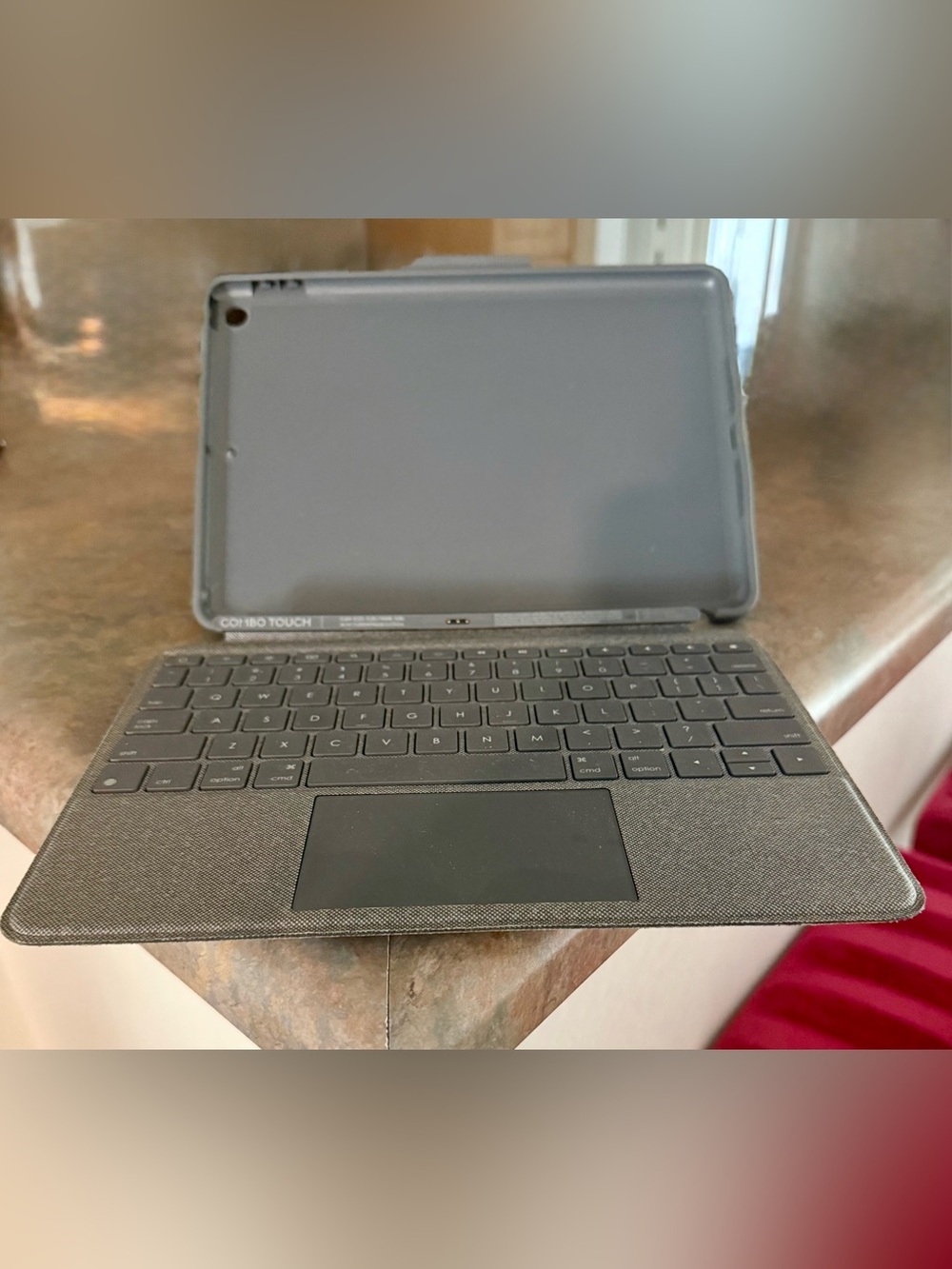 Logitech Tablet Keyboard Case with Trackpad - Black